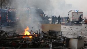 Fransa’da Şiddet Olaylarının Bilançosu: 2 Ölü 780 Yaralı
