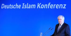 Alman İslam Konferansı: Diyalog Değil Siyasi Baskı