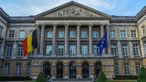 Göç Anlaşması Belçika’yı Böldü: Koalisyon Partneri Hükümetten Çekildi