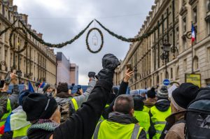 Fransa’da Sarı Yelekliler’in Gösterileri Yedinci Haftasında