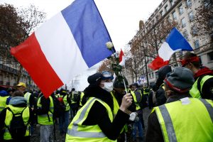Fransız Bakandan Sarı Yelekliler İçin “Yabancı Güç” İddiası