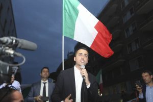 İtalya Başbakan Yardımcısı Fransa’yı Sömürgecilikle Suçladı