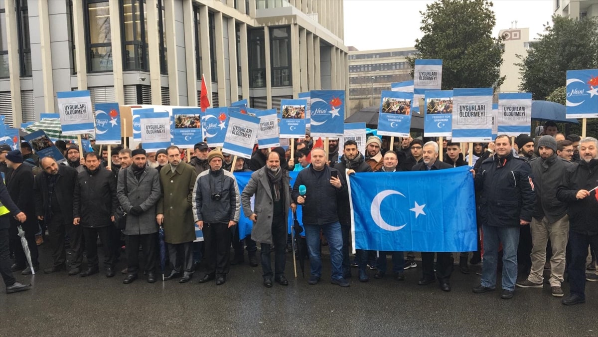 Çin&#39;in Uygurlara Yönelik Politikaları Protesto Edildi