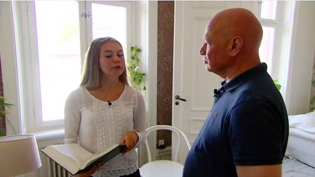 İsveç’te Müslüman Olan Kadın Kaleciye Tehdit ve Hakaret