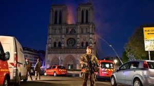 Alman Aşırı Sağcılardan Notre Dame Üzerinden İslama Saldırı