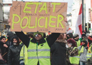 Fransa Kendi Polis Şiddetini Fark Etmeye Mi Başlıyor?