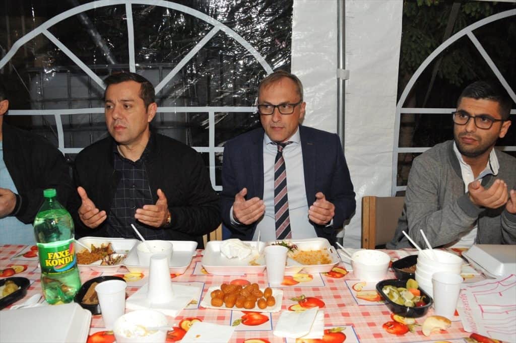 Aşırı Sağcı Lidere Tepki: “Yaptıkları Tamamen Terbiyesizlik, Saygısızlık ve Provokasyon”