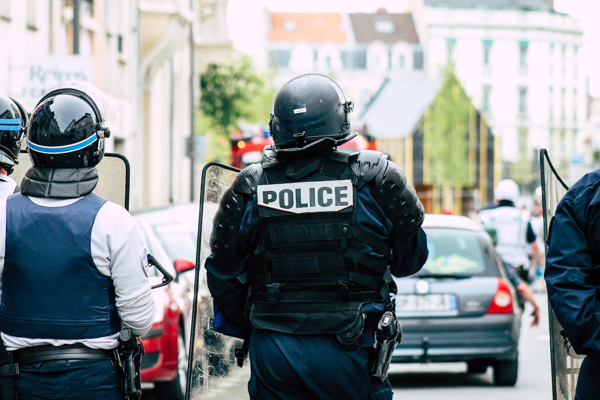 Fransa polis