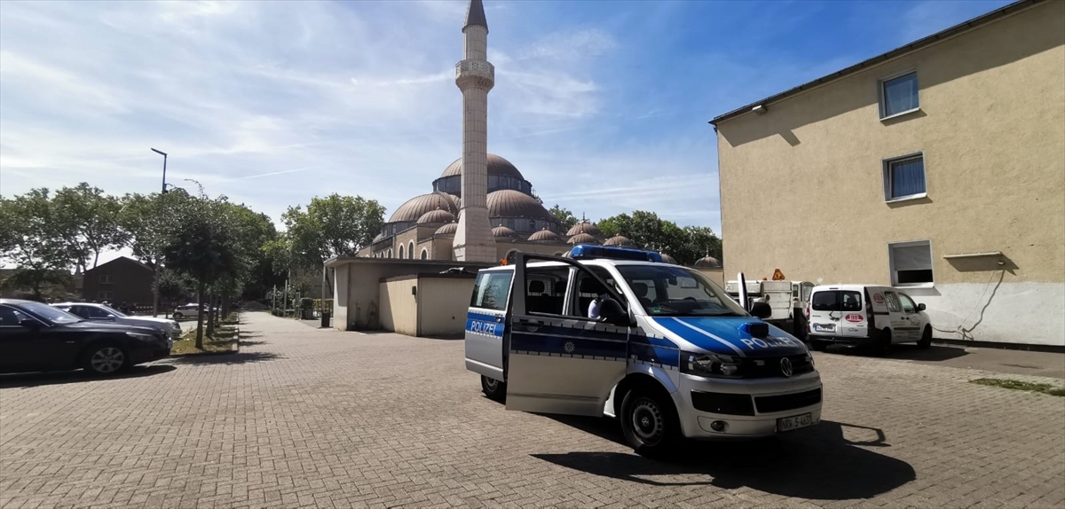 Almanya'da camide bomba ihbarı