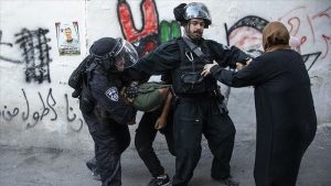 İsrail 7 Ayda 2 Bin 759 Filistinliyi Gözaltına Aldı