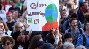 Birleşik Krallık’ta Hükümete Karşı İklim Değişikliği Protestosu