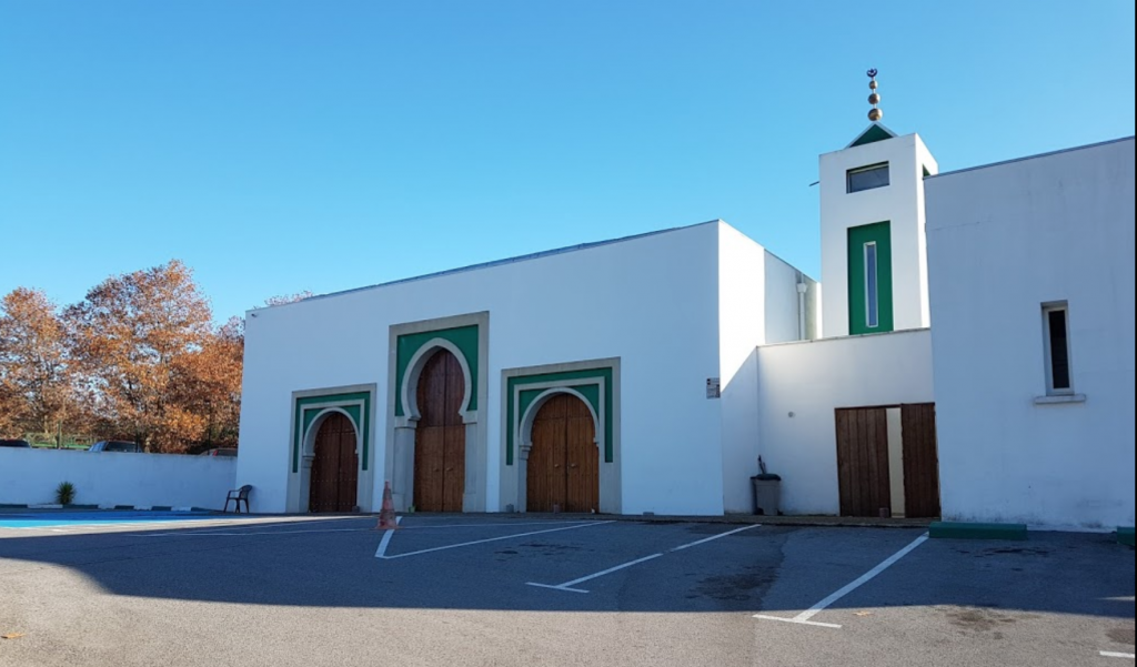 Fransa’da Hedefe Konulan Müslümanlar ve Cami Saldırısı