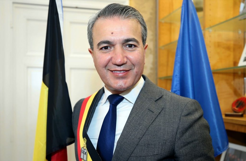 Belçika’da Madenci Ailede Doğup, Belediye Başkanı Olan Türk