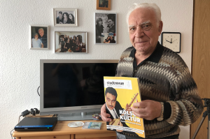 İşçi Olarak Almanya’ya Gelip “Aşık” Oldu, Plağı 1 Milyondan Fazla Sattı