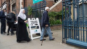 Birleşik Krallık Yerel Seçimler İçin Sandık Başında