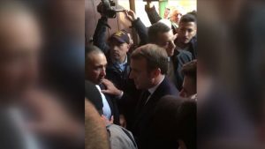 Macron’dan İsrail Polisine Tepki: Çık Dışarı!