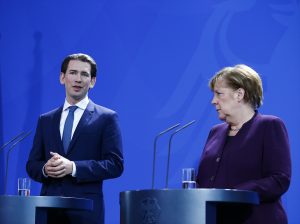 Merkel, AB’nin Yasa Dışı Göçle Mücadele Misyonunun Yeniden Başlatılmasını İstedi