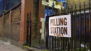 İrlanda’da Seçmen Erken Seçim İçin Sandık Başına Gitti