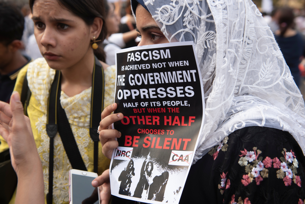 Hindistan'da yeni vatandaşlık yasası protesto edildi