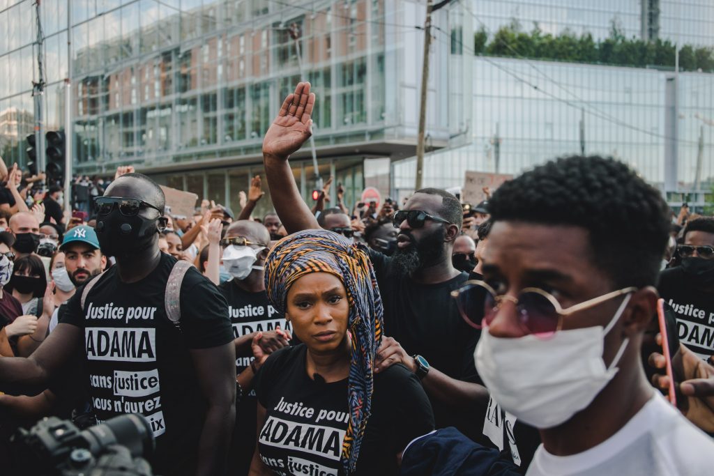 Fransa’da Polis Şiddeti: “Adama Traore İçin Adalet”