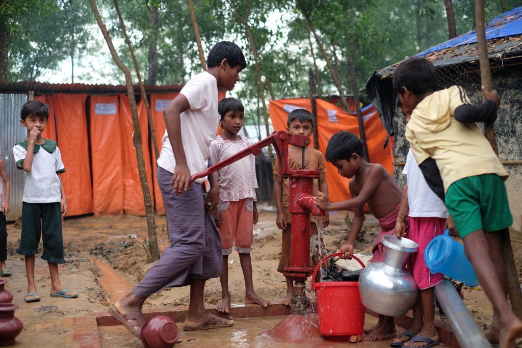 İngiltere’den Dünyaya “Arakanlıların Acılarına Sırt Çevirmeyin” Çağrısı