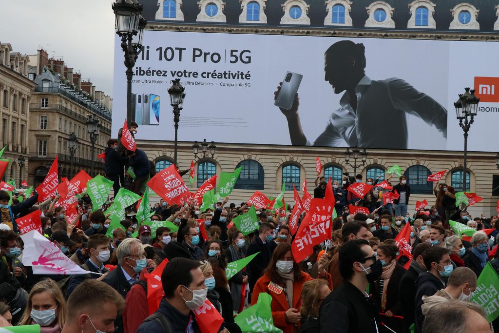 Fransa’da Biyoetik Yasa Tasarısı Protesto Edildi