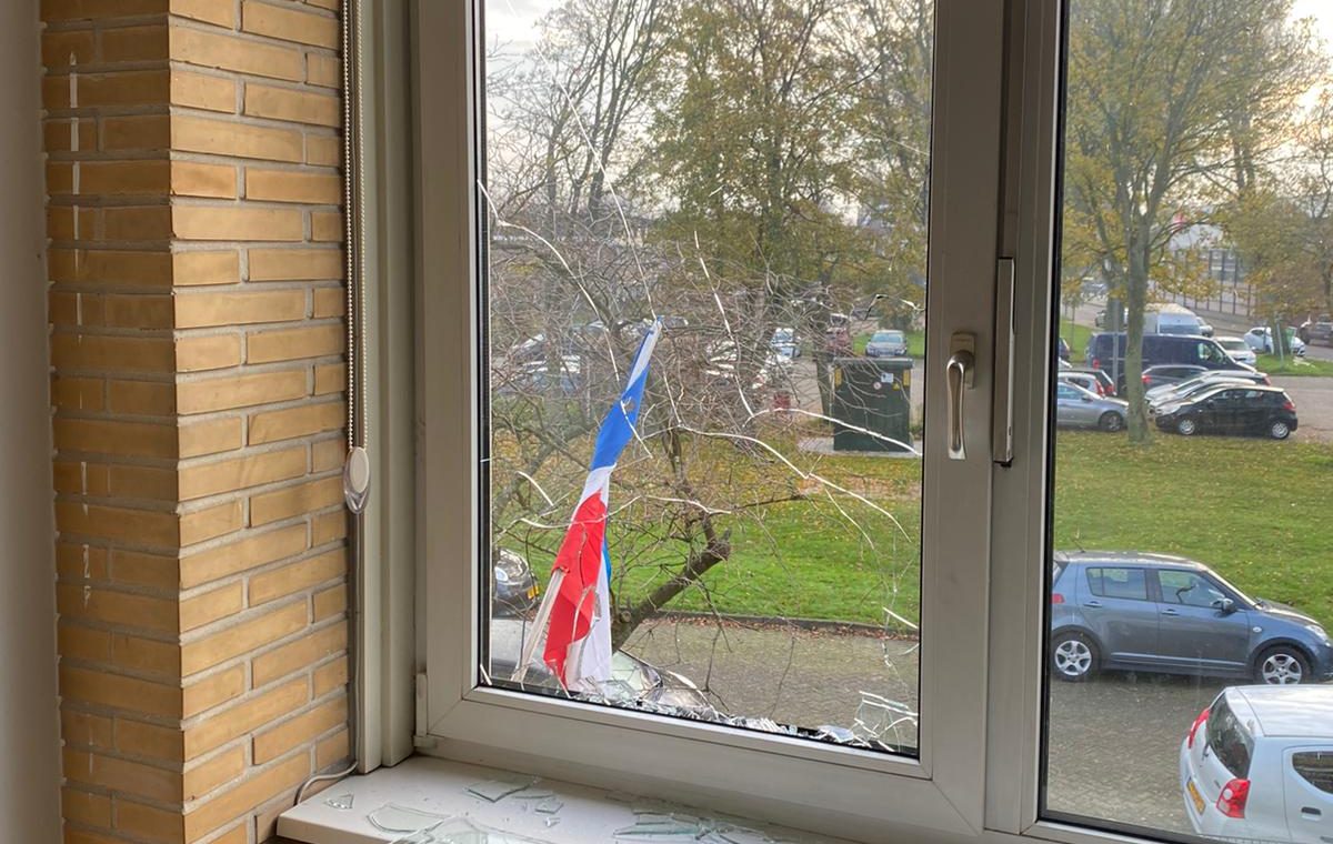 Hollanda'da Camiye Saldırı
