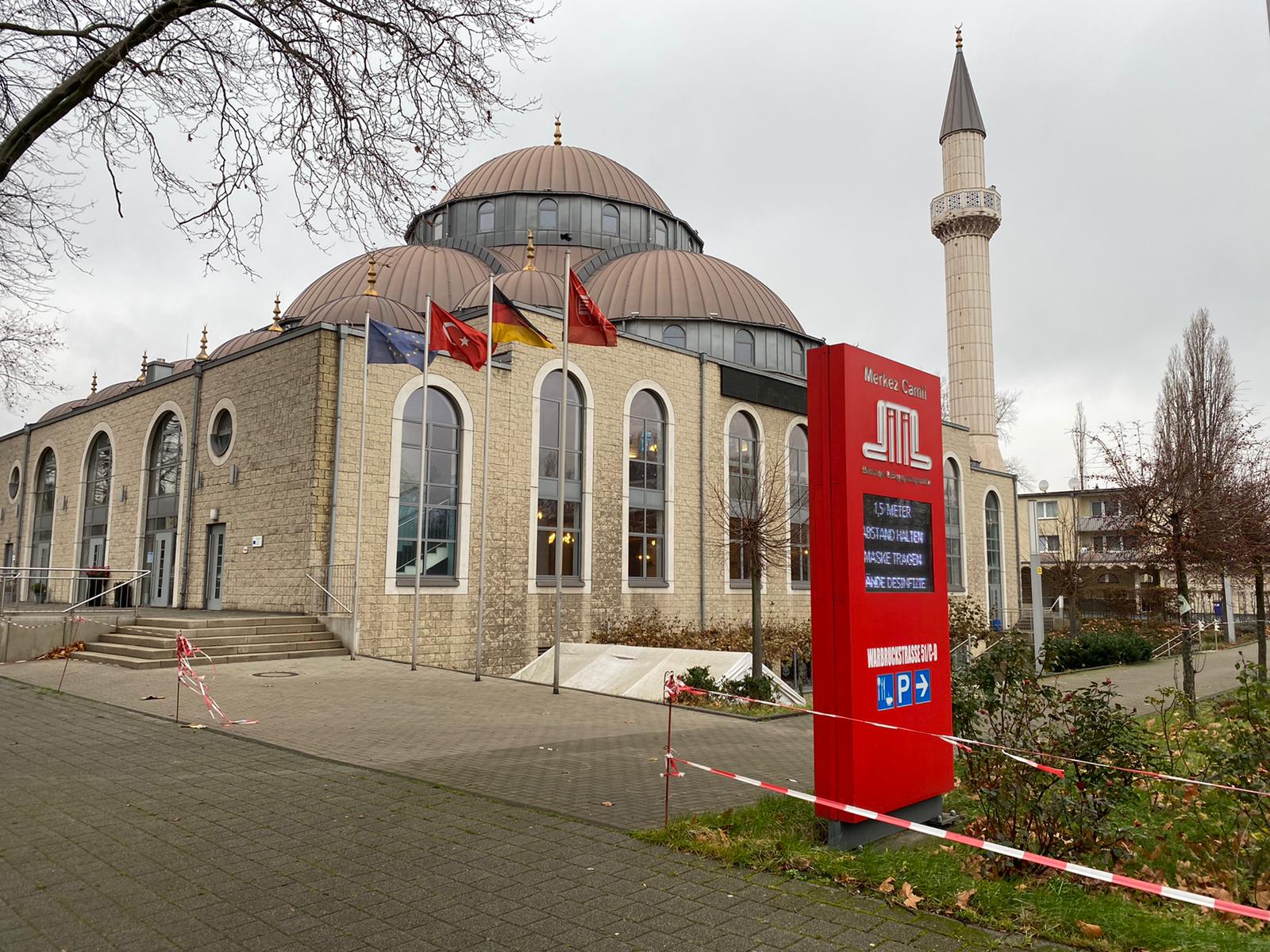 Almanya'da camiye hakaret içerikli mektup