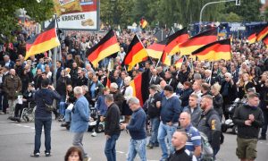 Almanya’da Şiddet Yanlısı Aşırı Sağcıların Sayısı 13 Bin’e Ulaştı