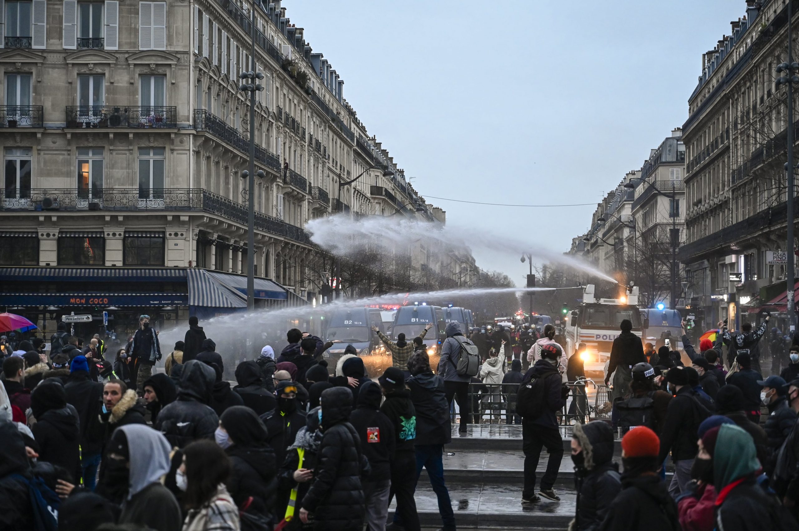 Fransa güvenlik yasa tasarısı karşıtı protesto
