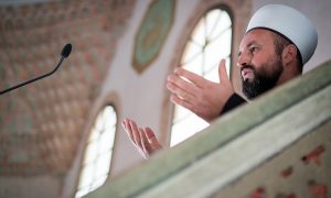 Danimarka’da Dinî Cemaatlere Danca Vaaz Zorunluluğu