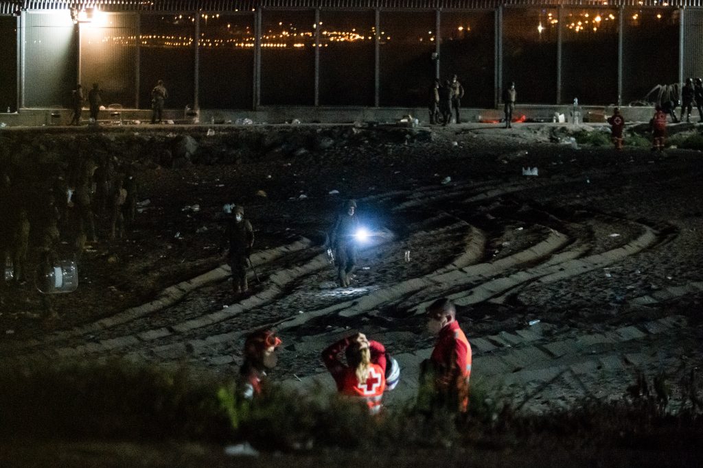 Fas ve İspanya Arasında Düzensiz Göçmen Krizi