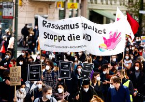 Berlin’de Polis Şiddeti ve Irkçılık Protesto Edildi