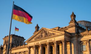 Almanya’da Federal Seçimler: Zorlu Koalisyon Pazarlığı Bekleniliyor