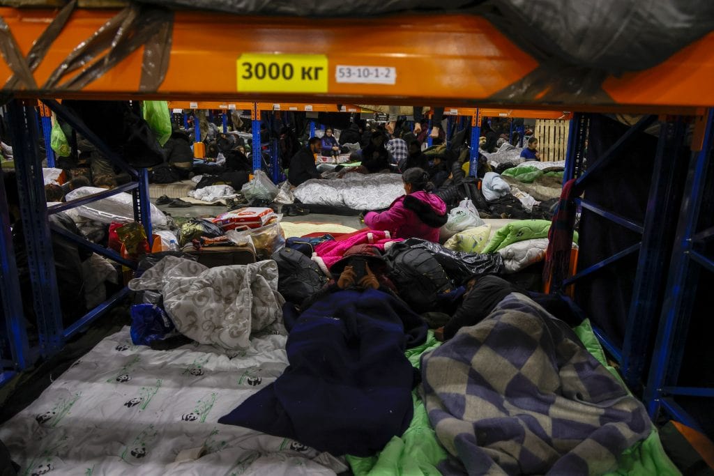 Belarus-Polonya Sınırındaki Sığınmacılar Bekleyişlerini Sürdürüyor