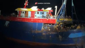 İtalya Sahil Güvenliğinden Düzensiz Göçmen Açıklaması