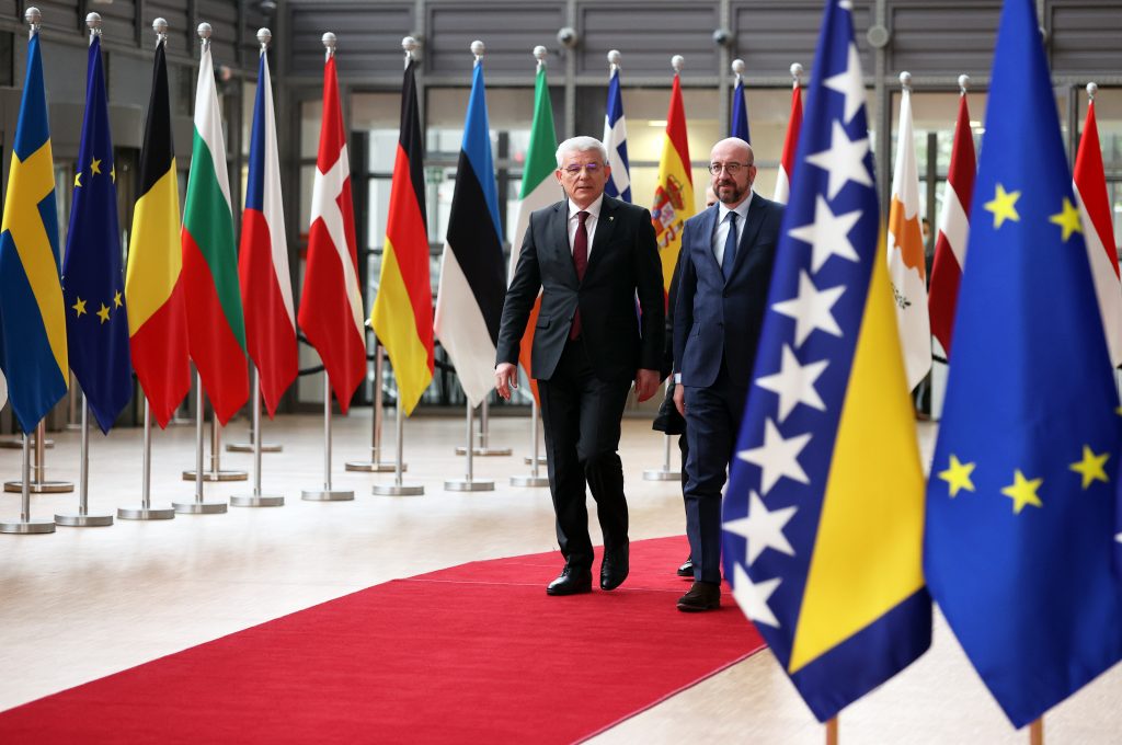 Bosna Hersekli Liderden RS’nin Blokajına Karşı AB’den Destek Talebi