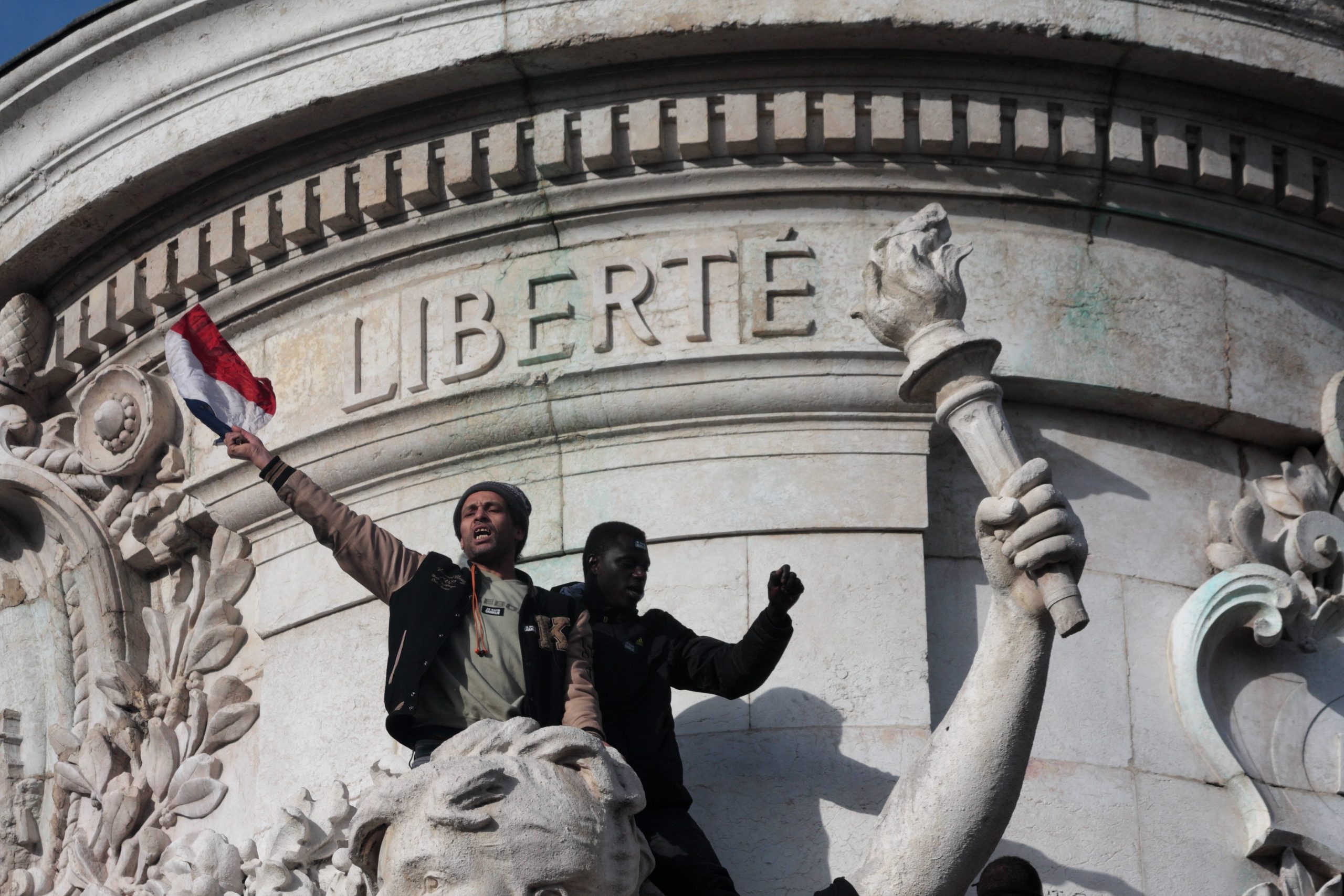 Fransa Müslümanlarının Siyasi Baskı Altında Şekillenen Siyasi Yönelimleri