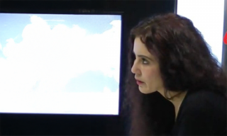 Hassina Mechaï: “Fransa’daki Müslüman Karşıtı İklimin Mimarı Fransız Elitleri”