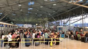 Avrupa ve ABD’de Havalimanlarında Kaos Yaşanıyor