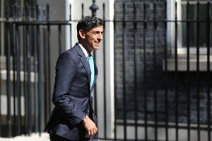 Birleşik Krallık’ta İlk Kez Hint Kökenli Bir Milletvekili Başbakan Olabilir