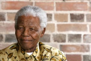 Irkçılıkla Mücadeleye Adanmış Bir Ömür: Nelson Mandela