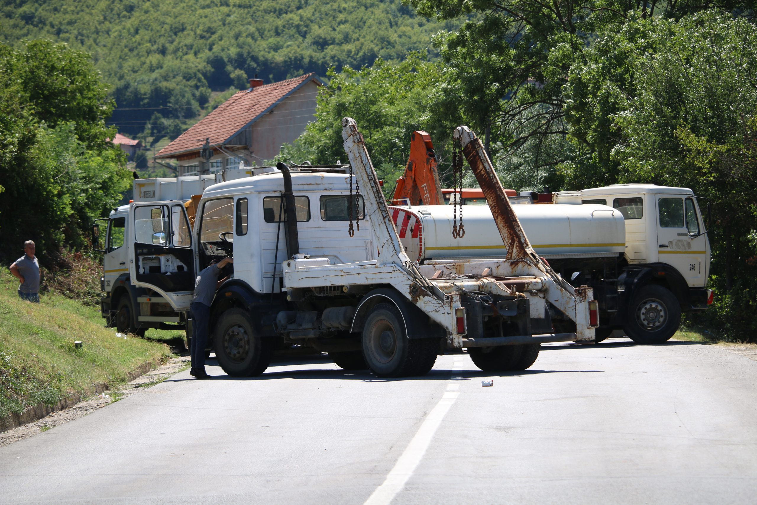 Kosova'nın Kuzeyinde Tüm Barikatlar Kaldırıldı