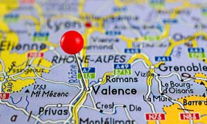 Fransa’da Ayrımcılık Yapan Vali Hakkında Suç Duyurusu