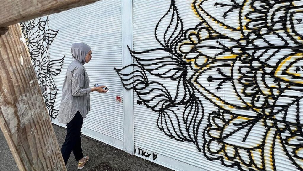 Saime Öztürk: “Desenlerin Arkasındaki Tarihe Yolculuk”