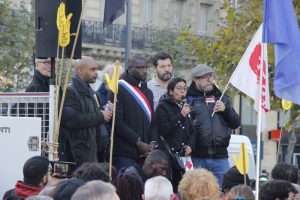 Paris’te Irkçılığa Karşı Gösteri Düzenlendi