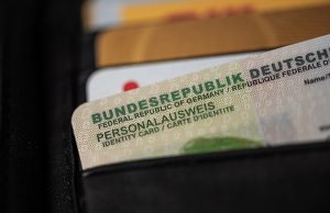 Alman Hükûmeti Çifte Vatandaşlık Yasa Tasarısını Onayladı