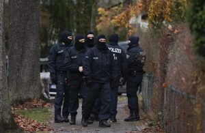 Almanya’da Darbe Hazırlığındaki Terörist Gruba Polis Baskınları