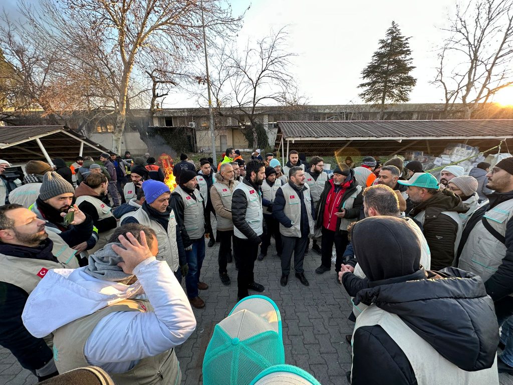 “Daha Fazla Yardım Gerekiyor, AB Bürokratik Engelleri Kaldırmalı”