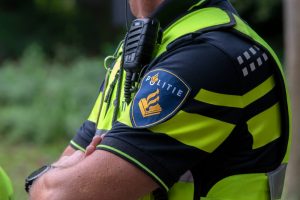 “Hollanda Polis Teşkilatında Irkçılık ve Ayrımcılık Hâlâ Yapısal Bir Sorun”